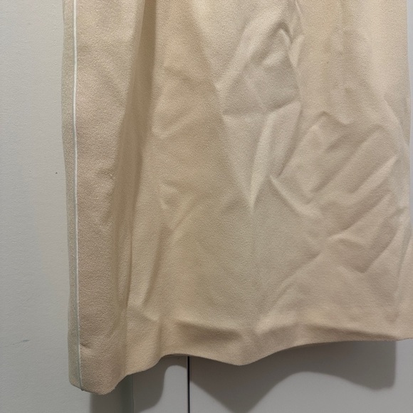Lord & Taylor Cream 100% Wool Pencil Skirt Size 8P Petite Women’s - Picture 3 of 10